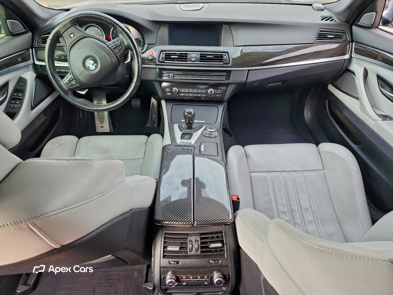 BMW M5 2013