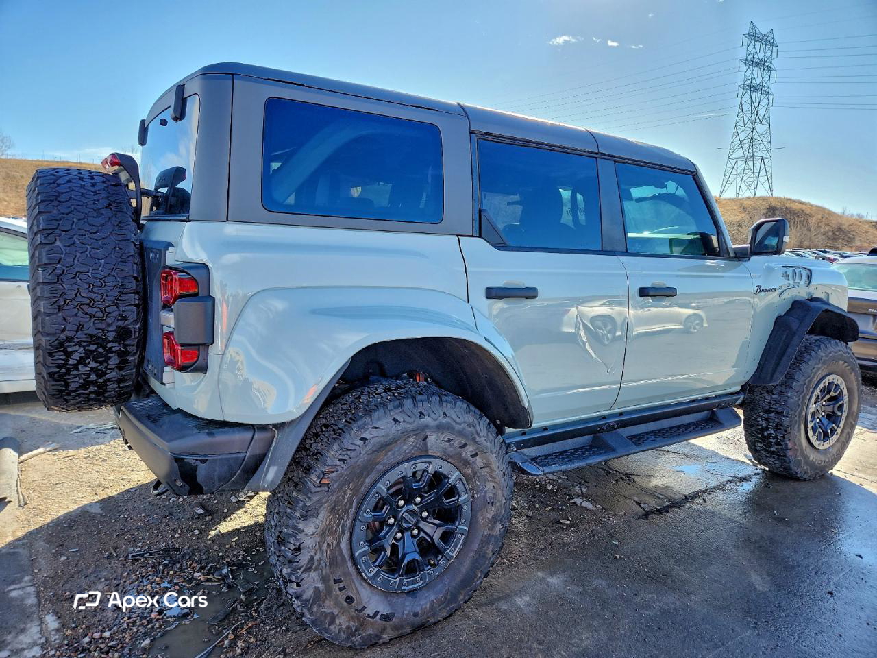Ford Bronco 2024