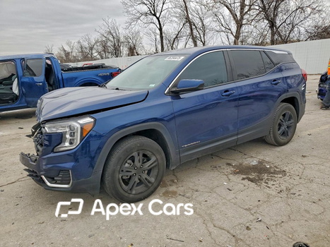 GMC Terrain 2022 - Image 1 of 13
