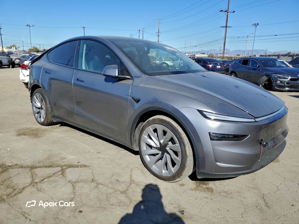 Tesla Model Y 2026
