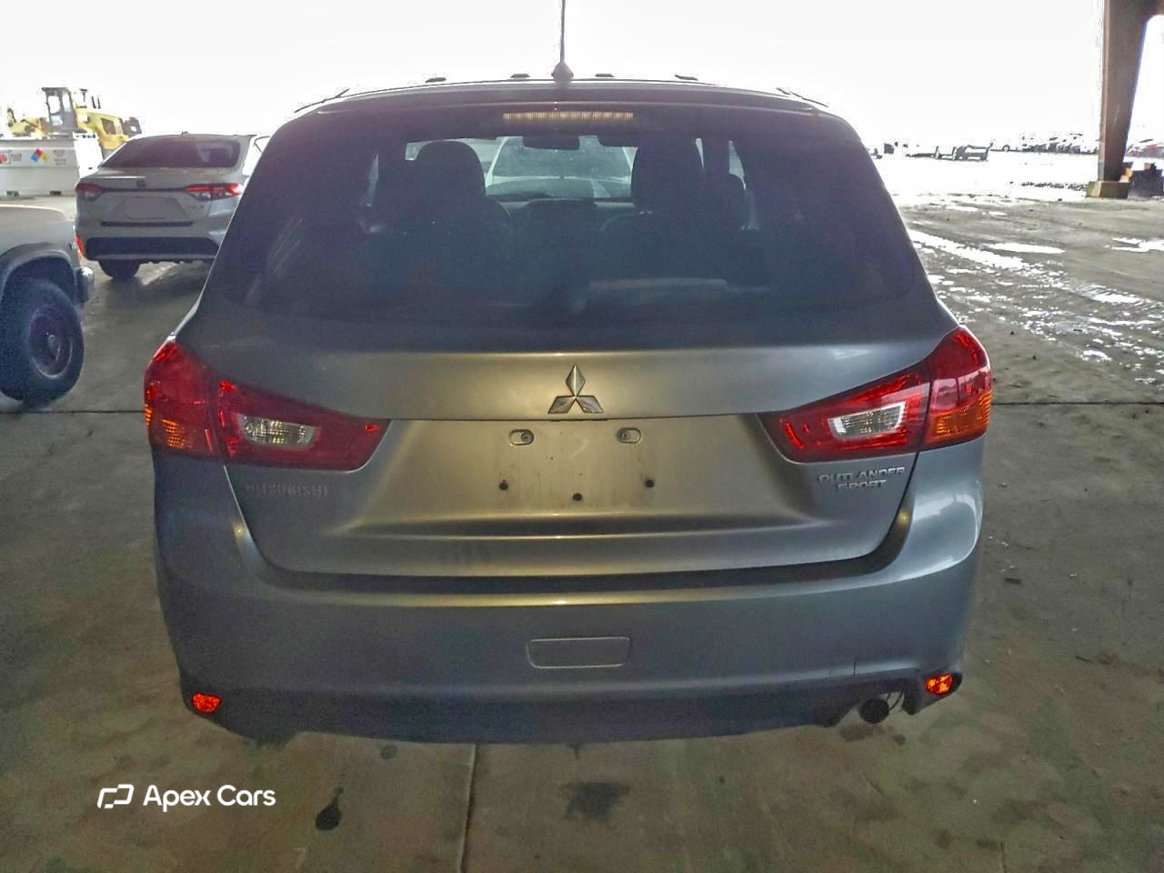 Mitsubishi Outlander 2016