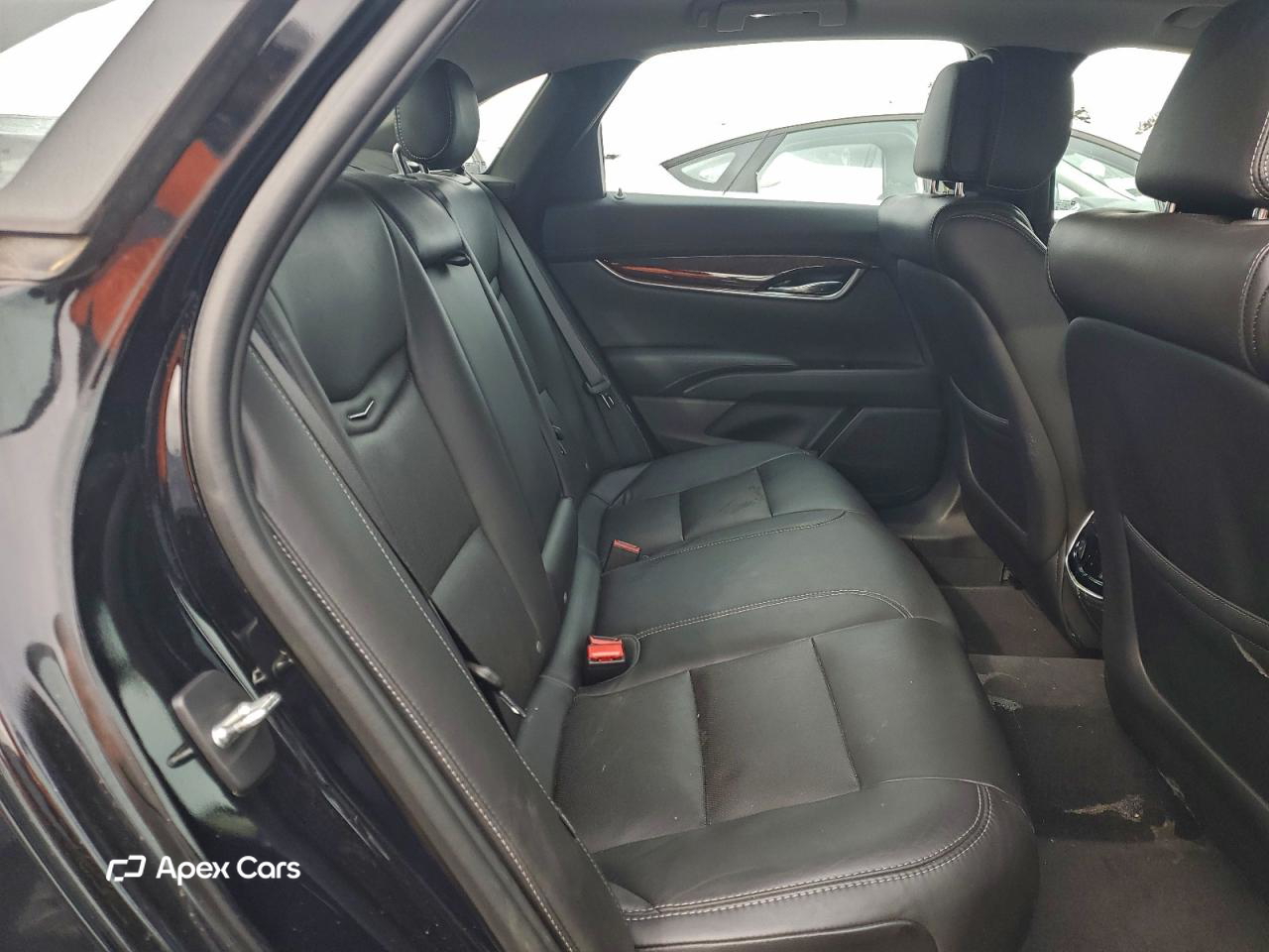 Cadillac XTS 2013