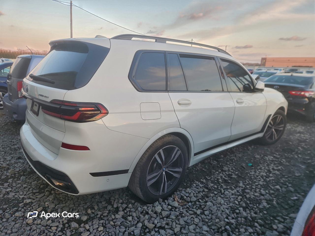 BMW X7 2024