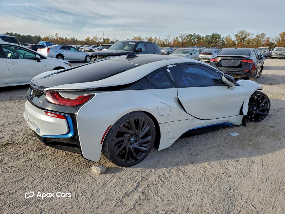 BMW i8 2016
