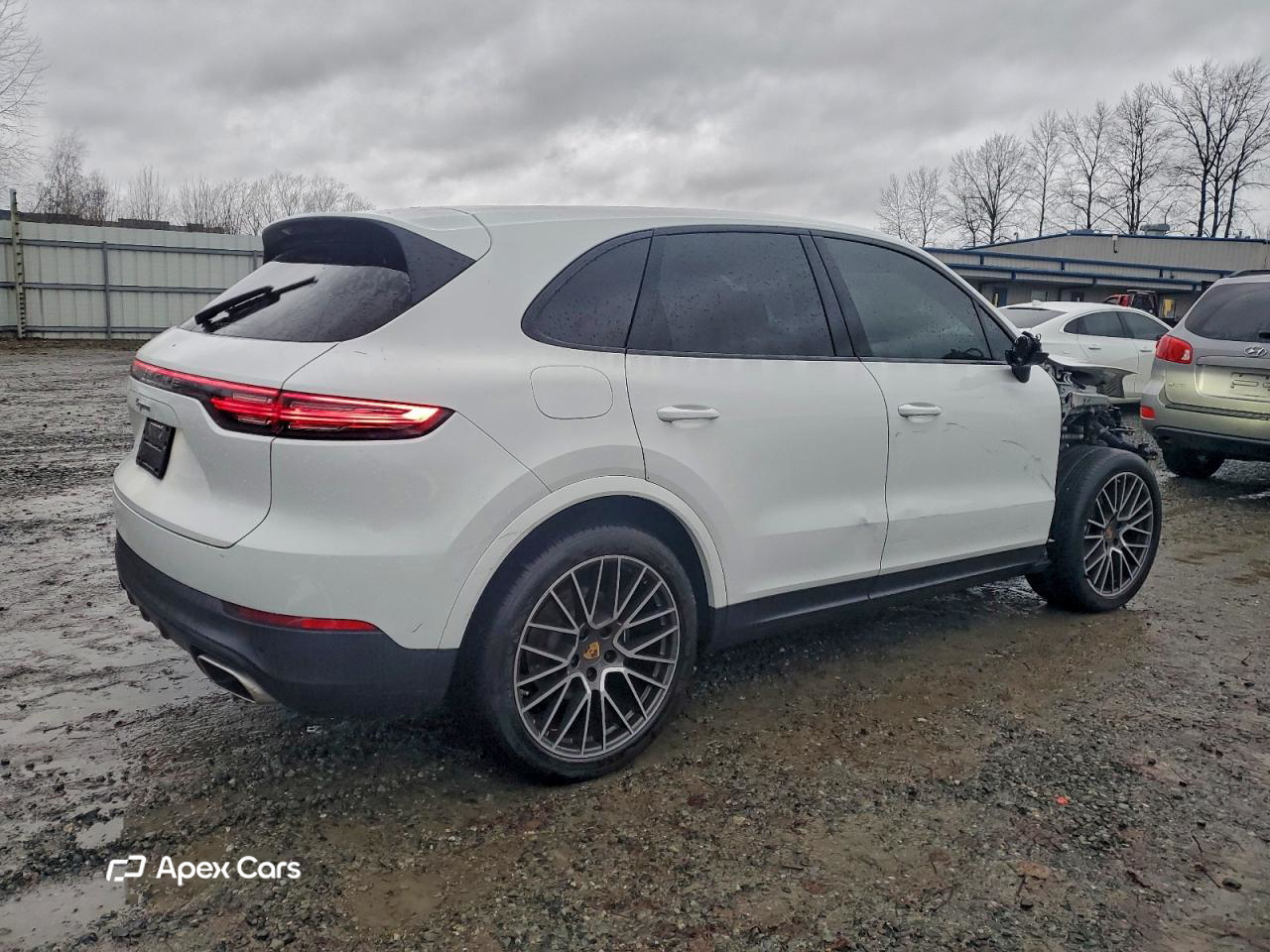 Porsche Cayenne 2021