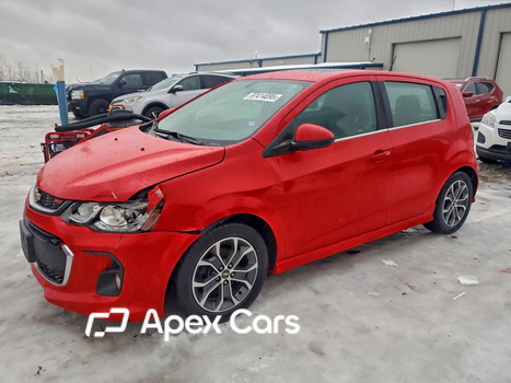 Chevrolet Sonic 2017 - Image 1 of 13