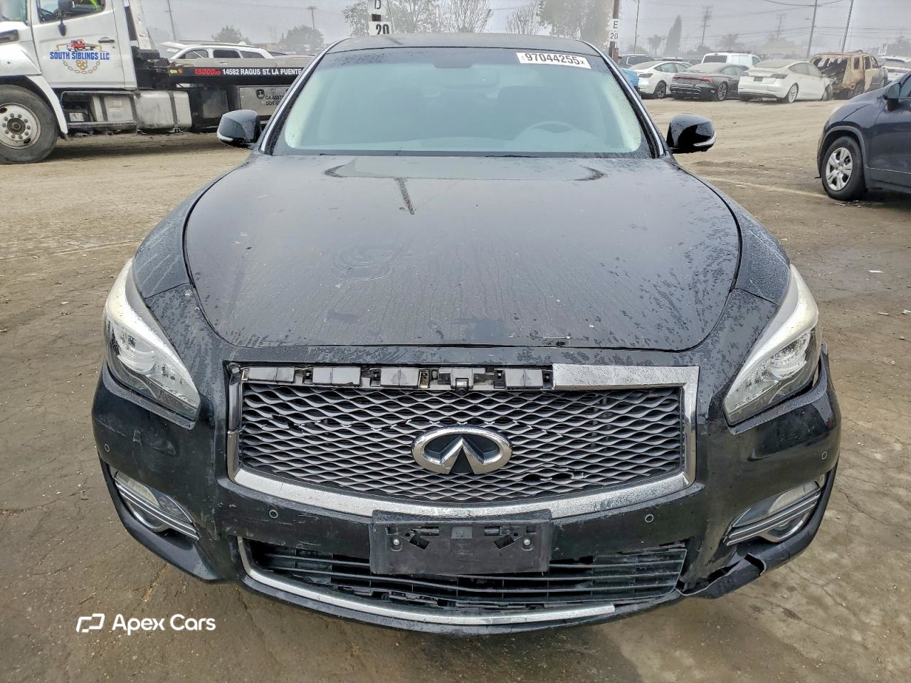 Infiniti Q70 2017