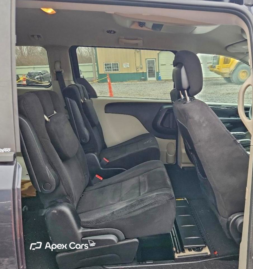 Dodge Caravan 2013