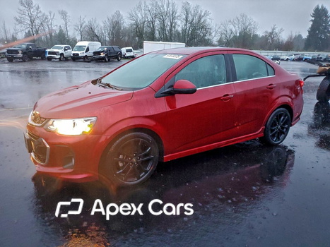 Chevrolet Sonic 2017 - Image 1 of 12