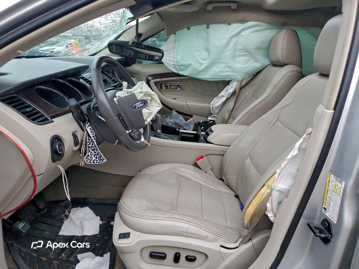 Ford Taurus 2011