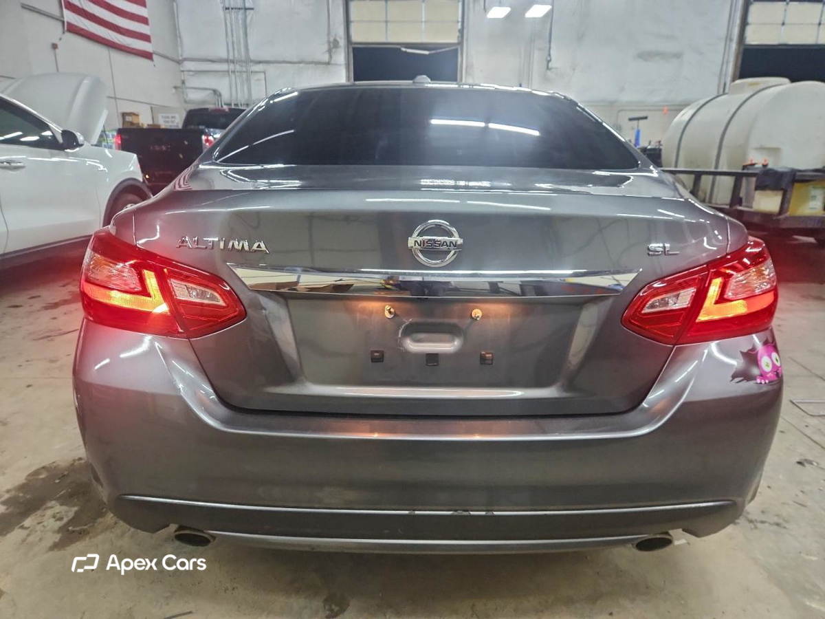 Nissan Altima 2017