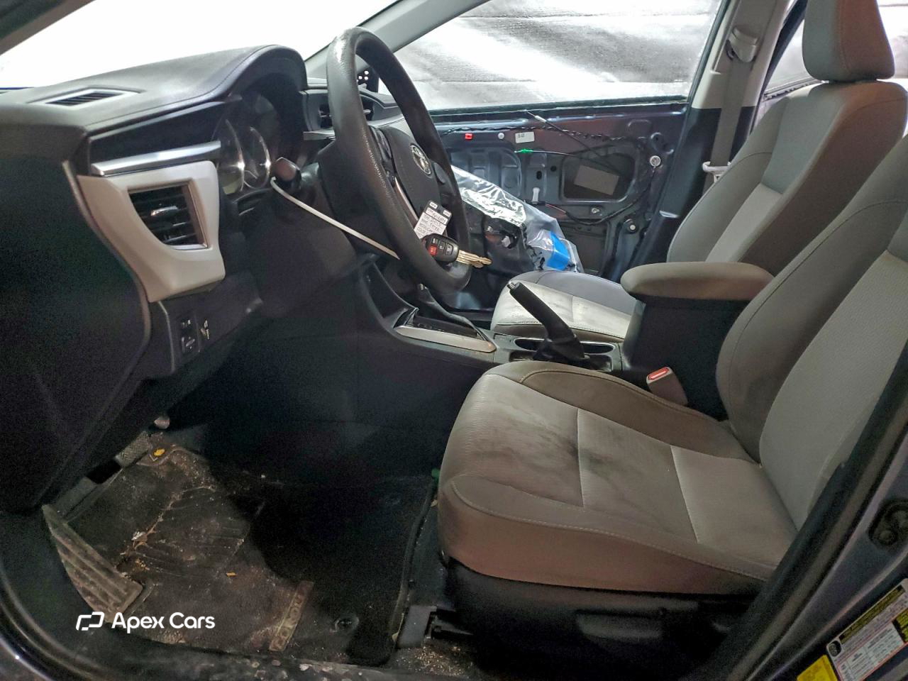 Toyota Corolla 2015