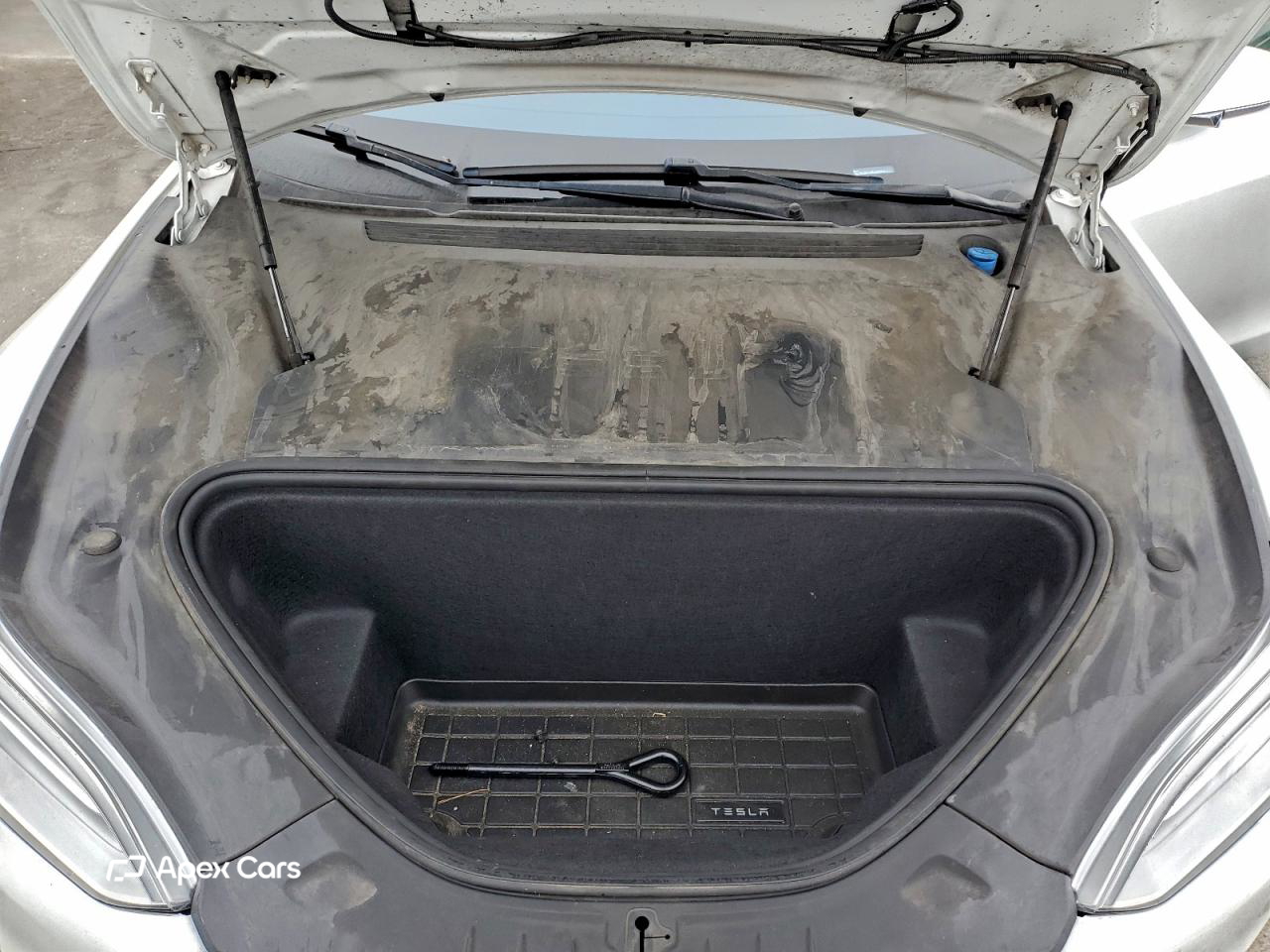 Tesla Model S 2018