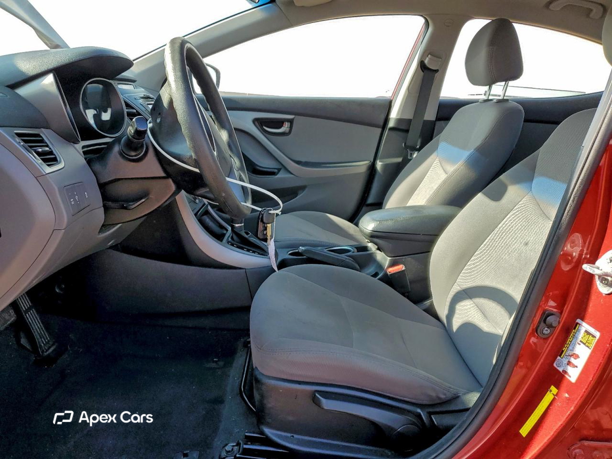 Hyundai Elantra 2016