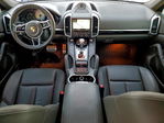 Porsche Cayenne 2016