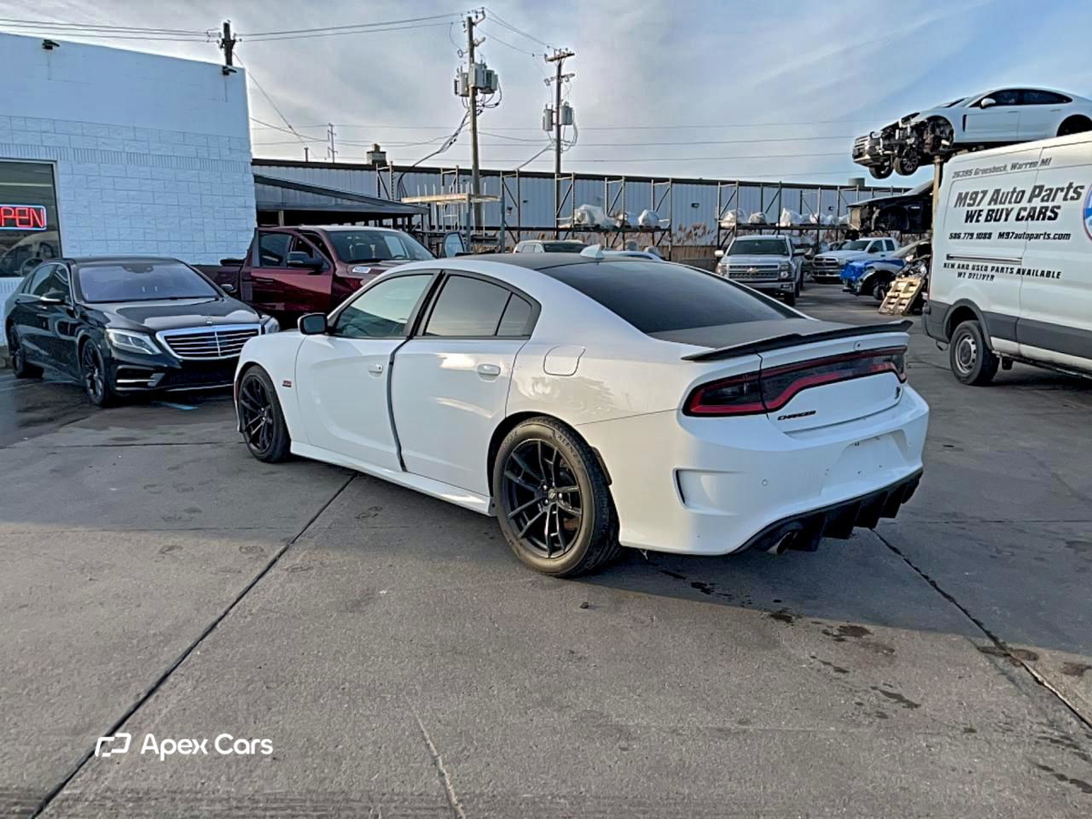 Dodge Charger 2020