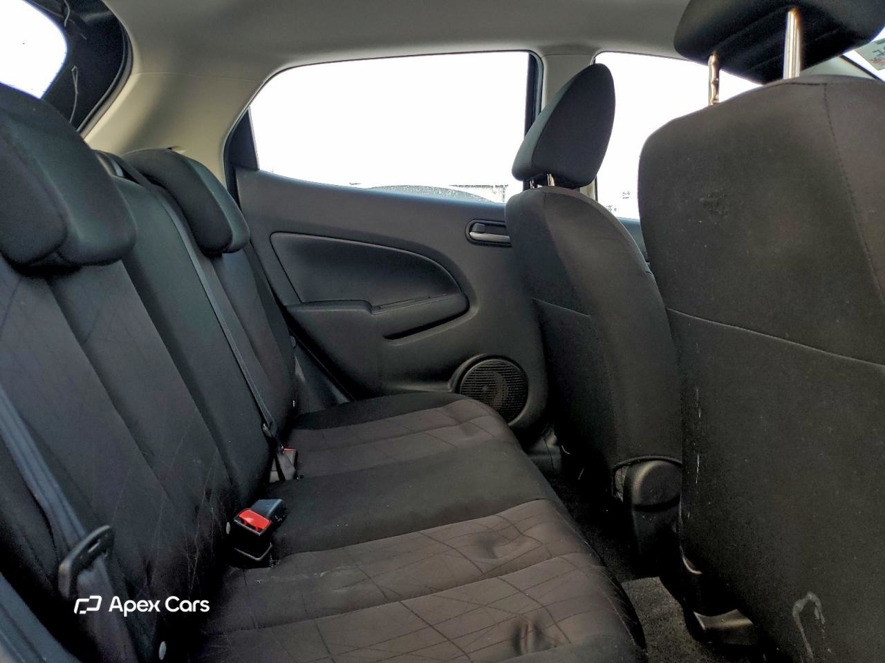 Mazda 2 2013