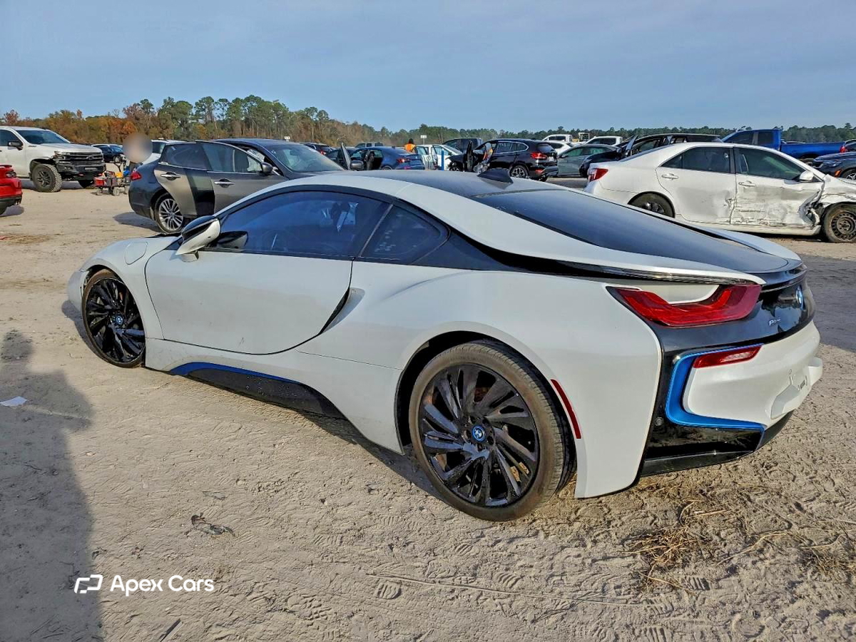 BMW i8 2016