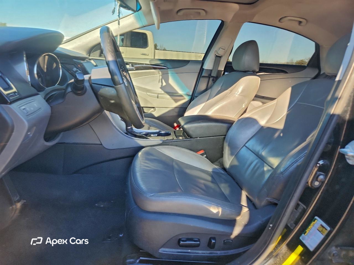 Hyundai Sonata 2011