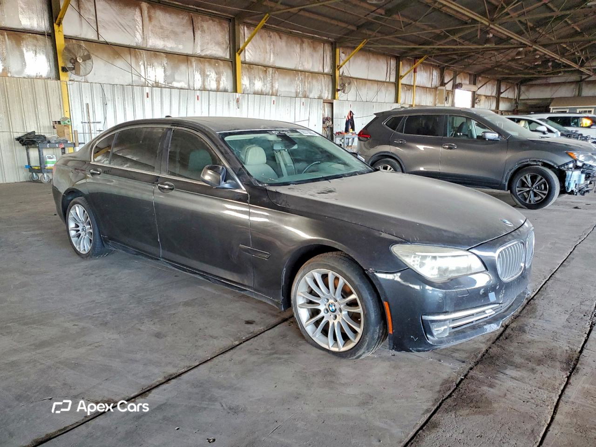 BMW Series 7 2013