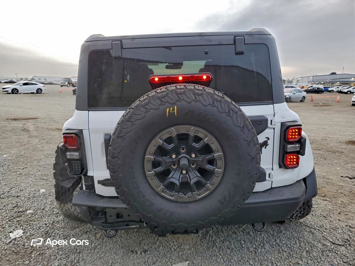 Ford Bronco 2024