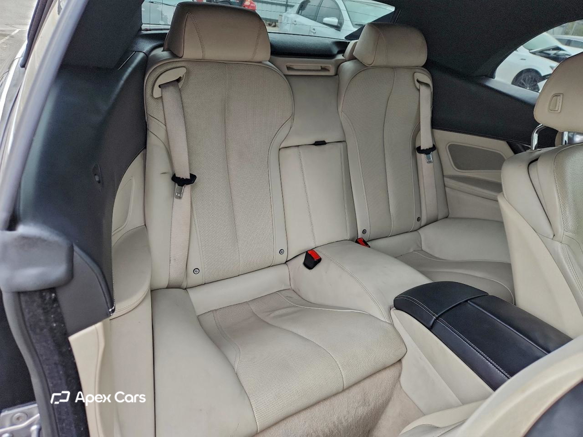 BMW Series 6 2012