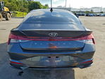 Hyundai Elantra 2021