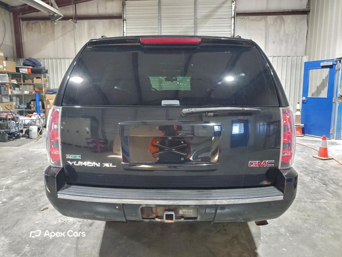 GMC Yukon 2010