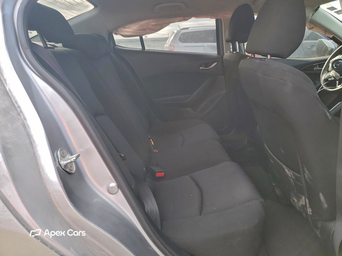 Mazda 3 2015