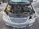 Chrysler 200 2011