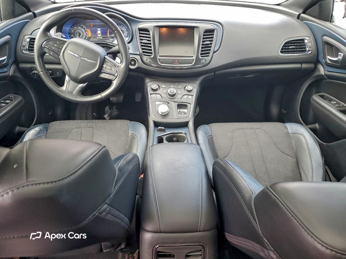 Chrysler 200 2015