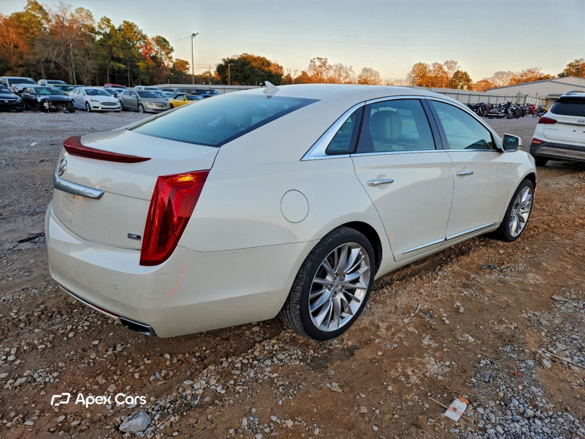 Cadillac XTS 2013