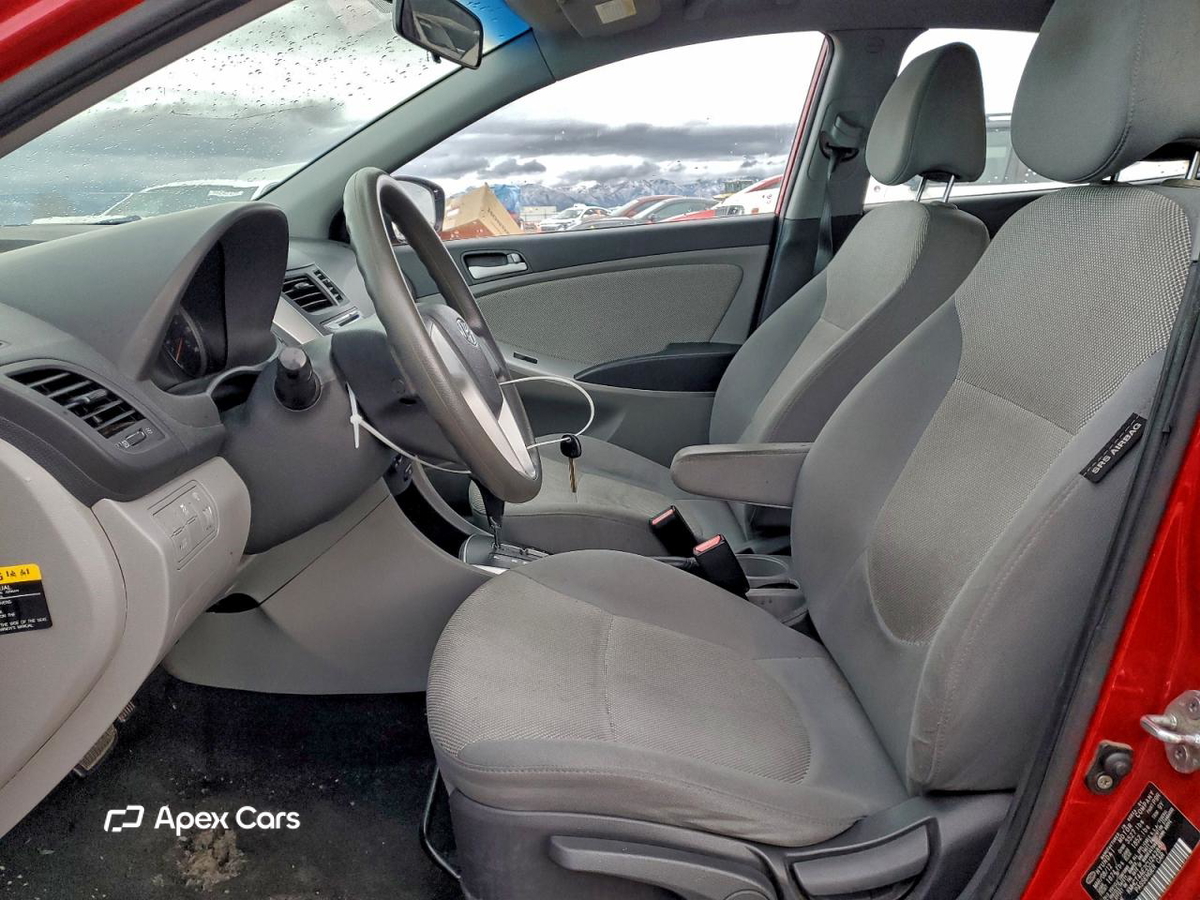 Hyundai Accent 2012