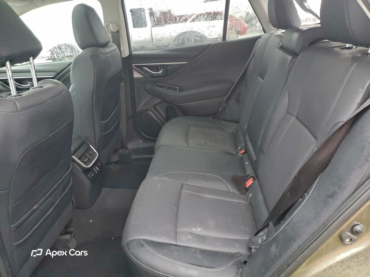 Subaru Outback 2025