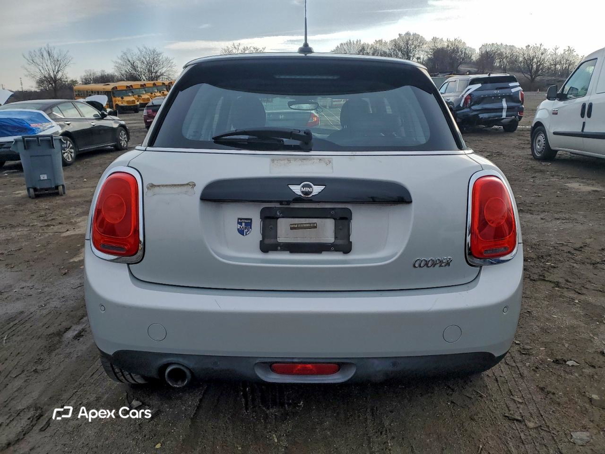 MINI Cooper 2018