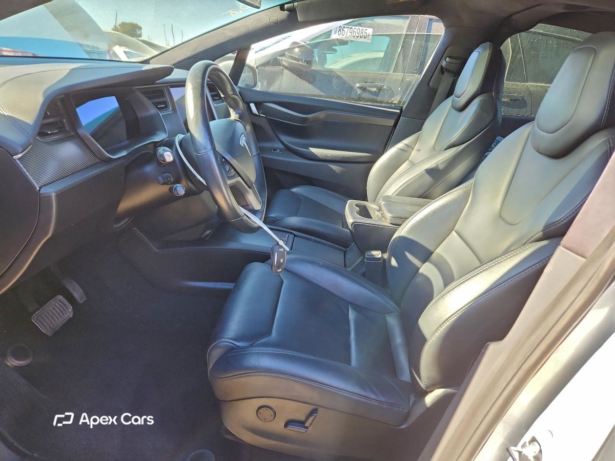 Tesla Model X 2018