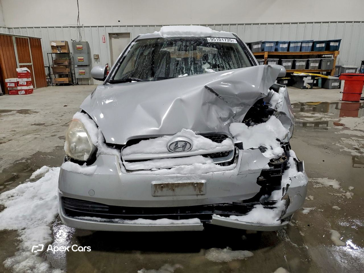 Hyundai Accent 2010