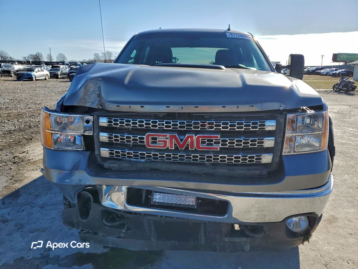 GMC Sierra 2013