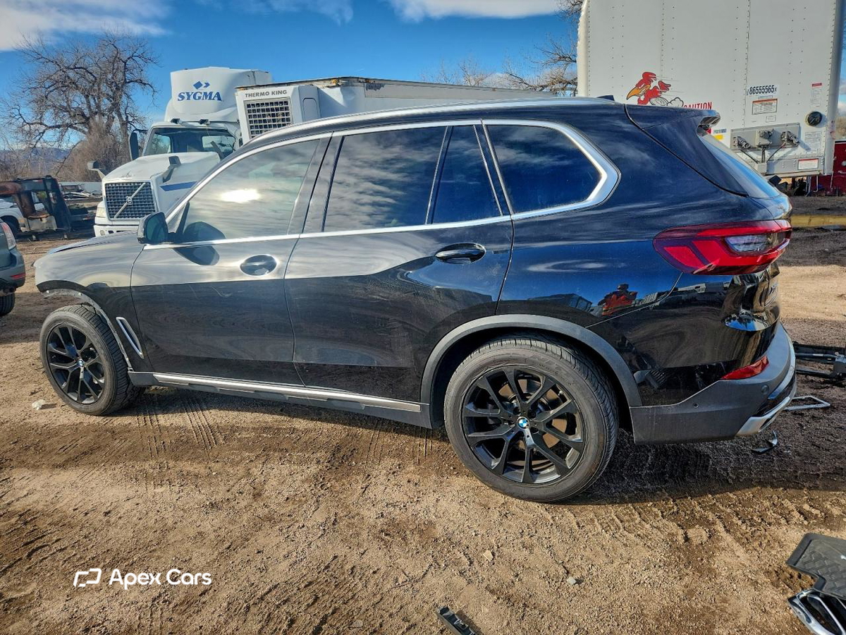 BMW X5 2021