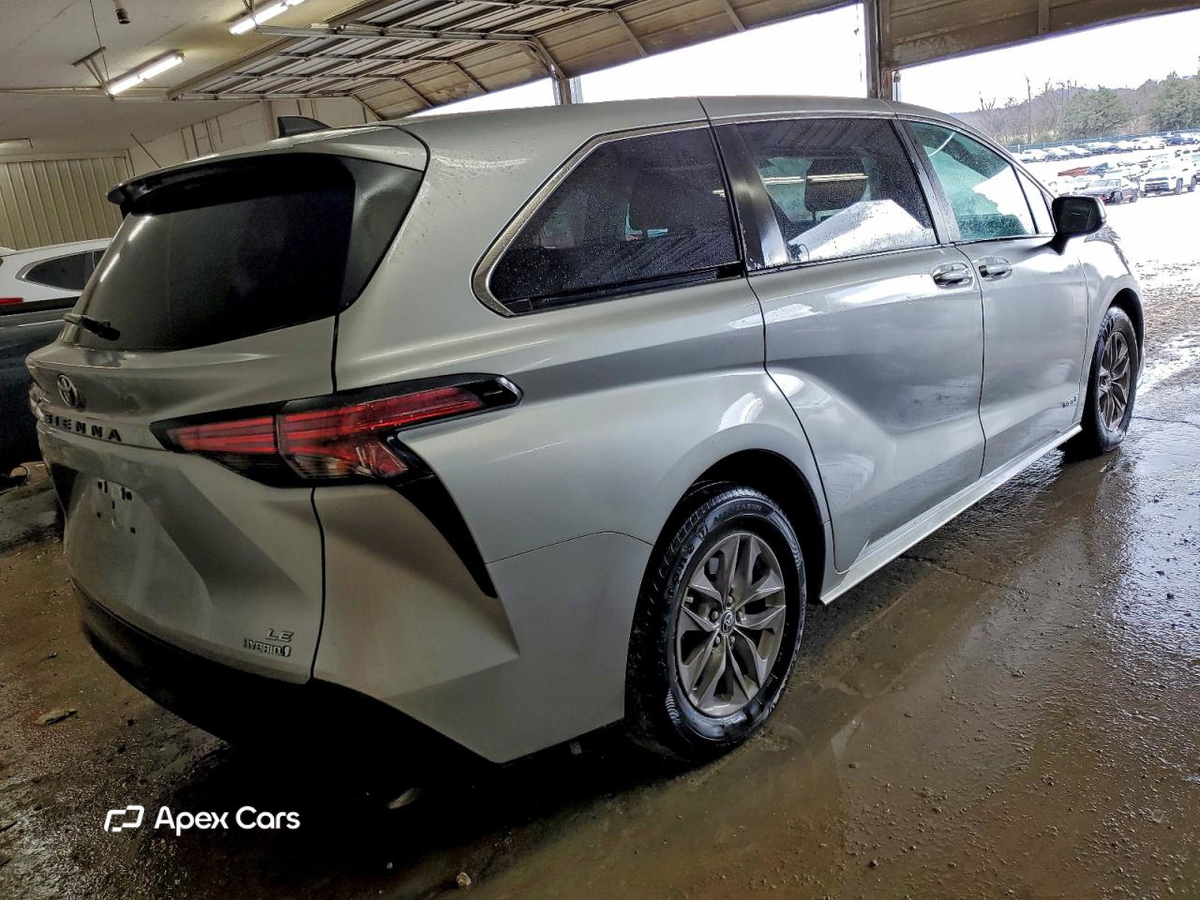Toyota Sienna 2021