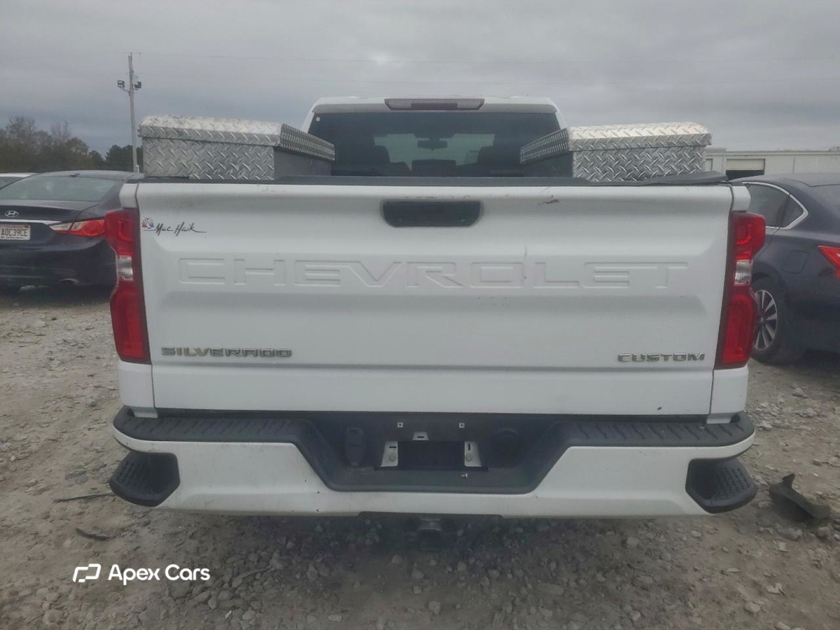 Chevrolet Silverado 2021