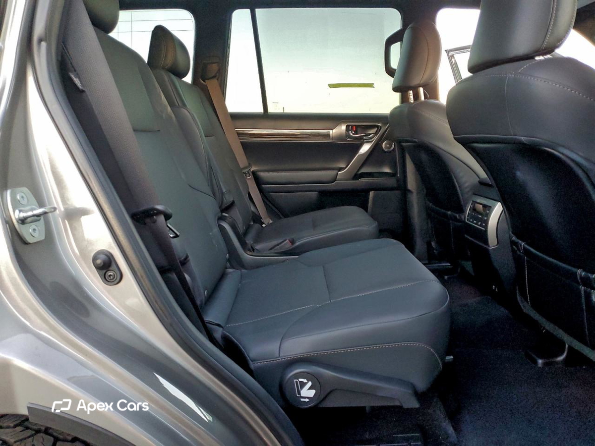 Lexus GX 2022