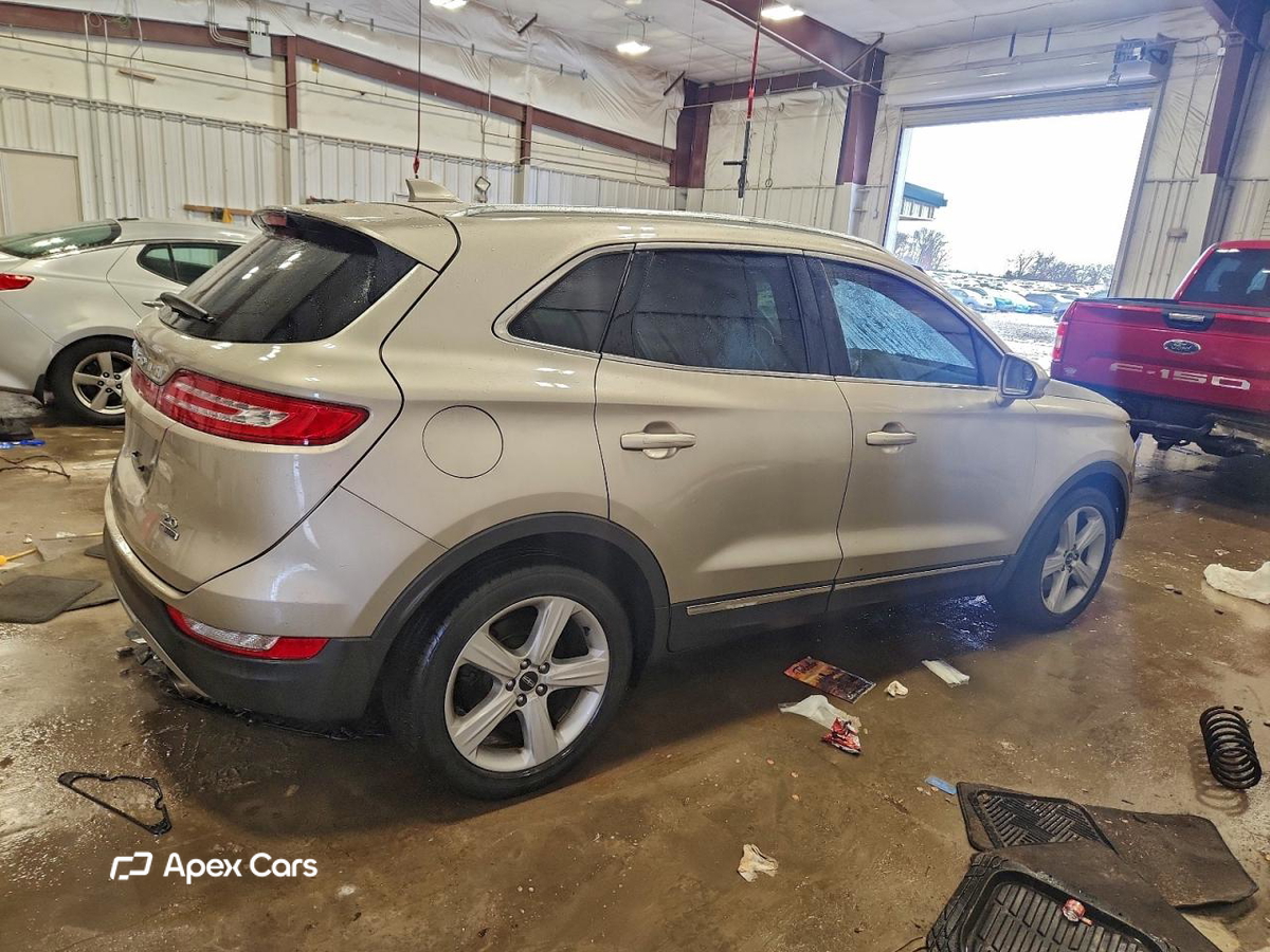 Lincoln MKC 2015