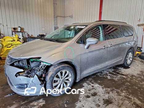 Chrysler Pacifica 2017 - Zdjęcie 1 z 13