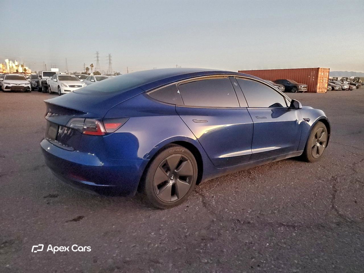 Tesla Model 3 2021