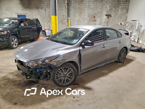 Kia Forte 2023 - Image 1 of 13