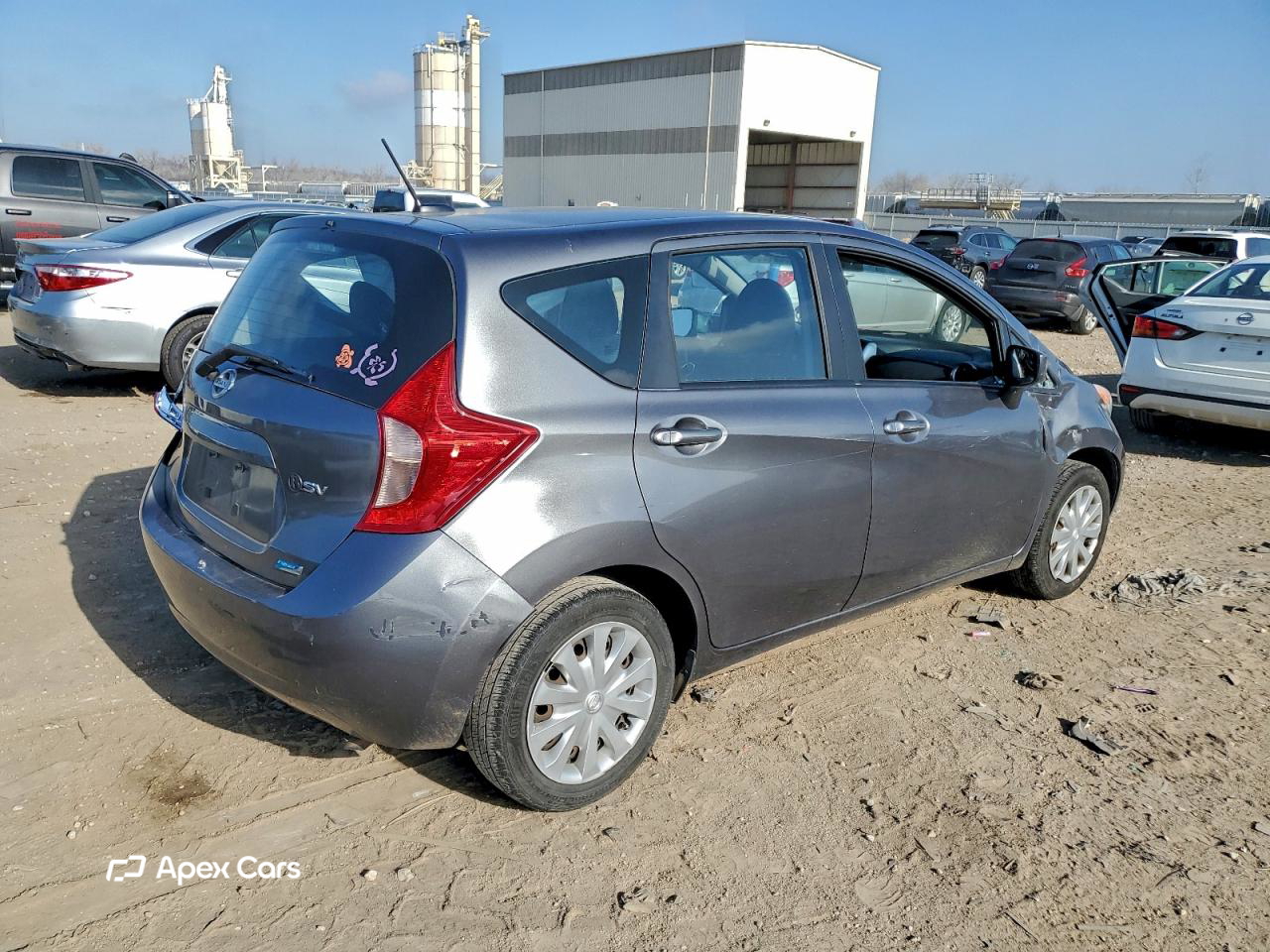 Nissan Versa 2016