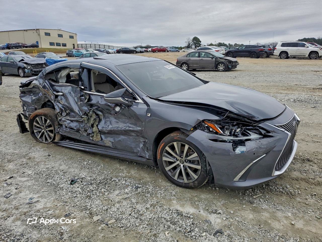 Lexus ES 2020