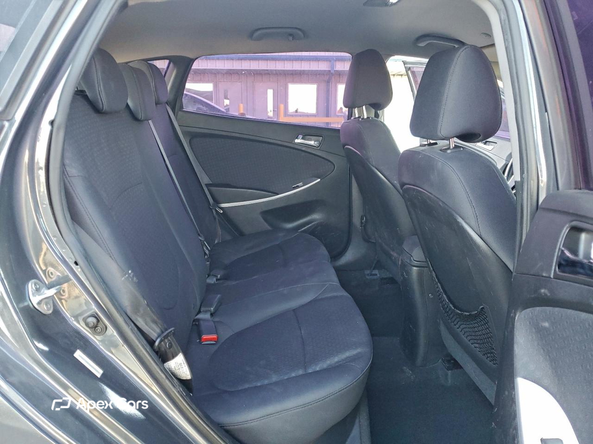Hyundai Accent 2013