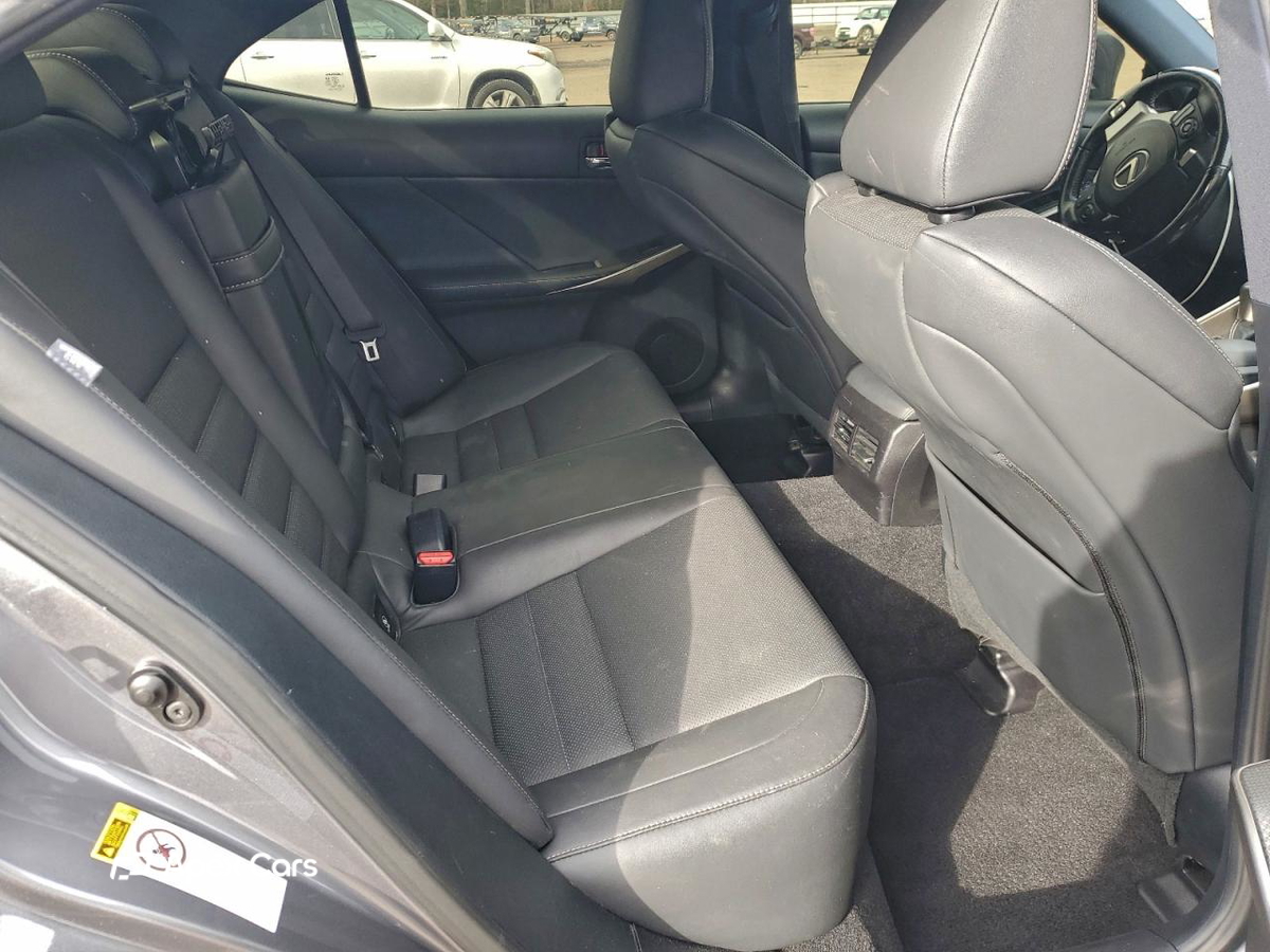 Lexus IS 2016